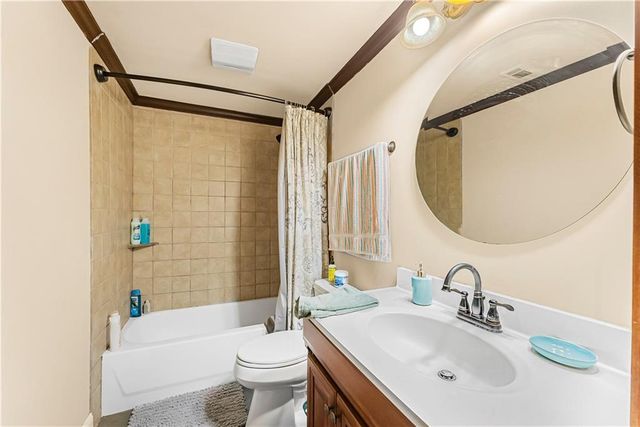 1029 Laurel Grove Court, Suwanee, GA 30024