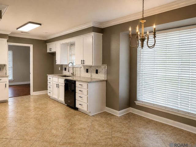 12653 Parkwood Dr, Baton Rouge, LA 70815