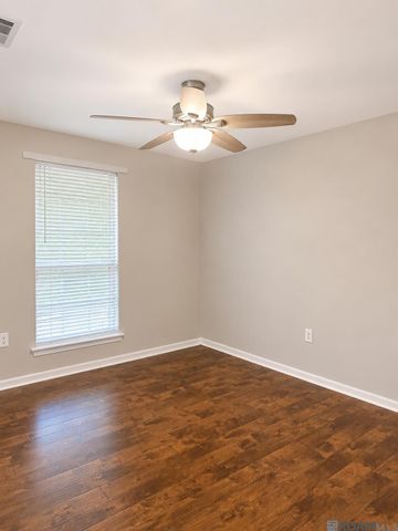 12653 Parkwood Dr, Baton Rouge, LA 70815