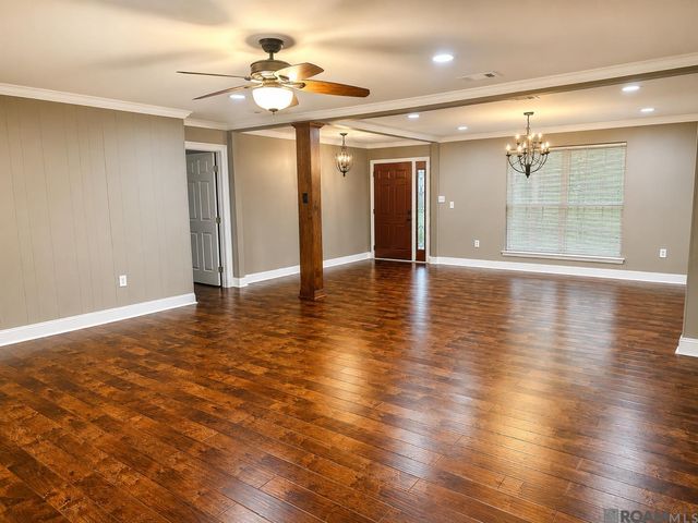 12653 Parkwood Dr, Baton Rouge, LA 70815