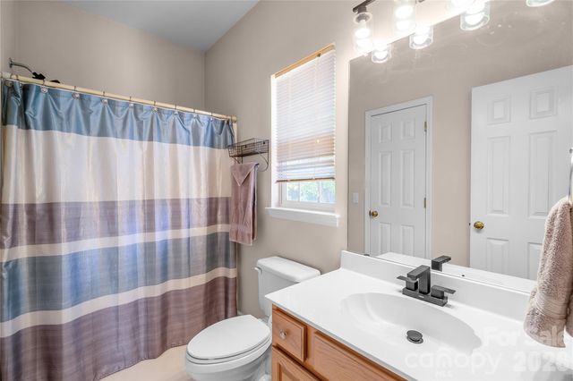 104 Alnwick Lane, Waxhaw, NC 28173