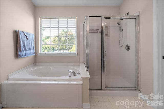 104 Alnwick Lane, Waxhaw, NC 28173