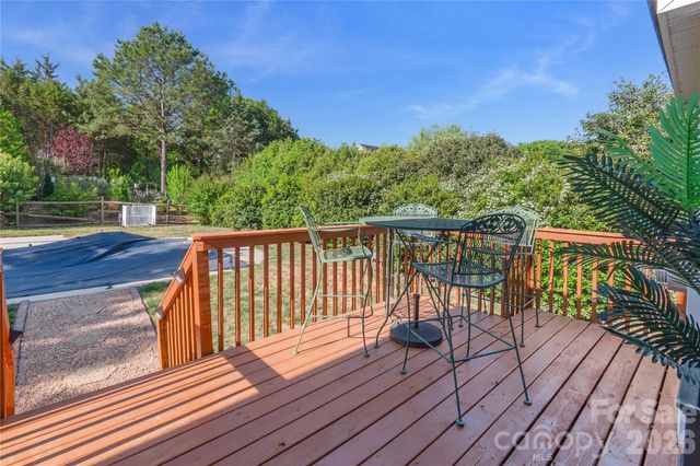 104 Alnwick Lane, Waxhaw, NC 28173