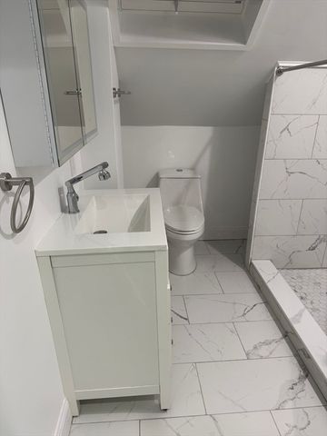 9 Winton St 3, Boston, MA 02131