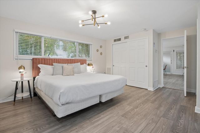 1123 NE 14th Avenue, Fort Lauderdale, FL 33304