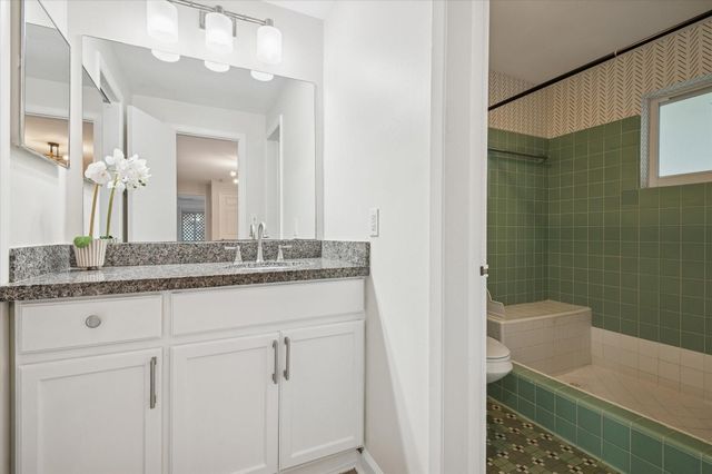 1123 NE 14th Avenue, Fort Lauderdale, FL 33304