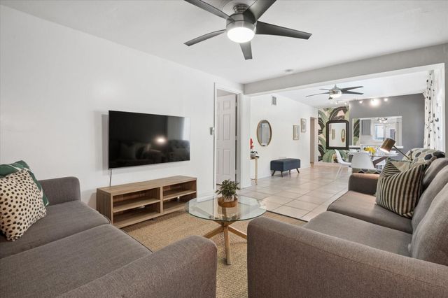 1123 NE 14th Avenue, Fort Lauderdale, FL 33304