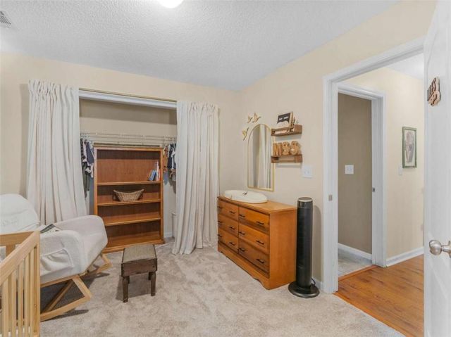 165 Brasch Park Drive, Grantville, GA 30220