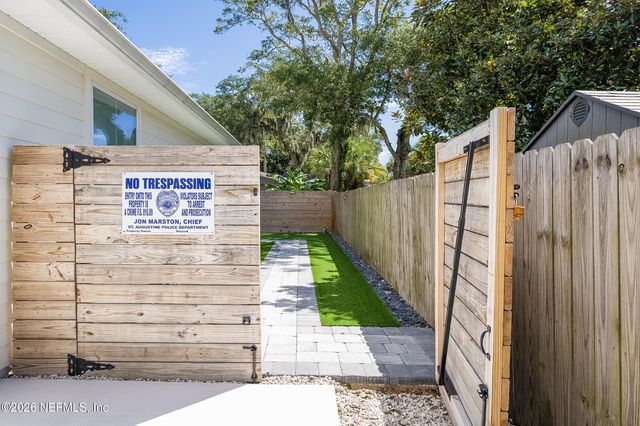 29 SIDNEY Street, St. Augustine, FL 32084