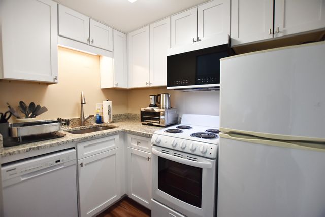 555 E William Street 17B, Ann Arbor, MI 48104