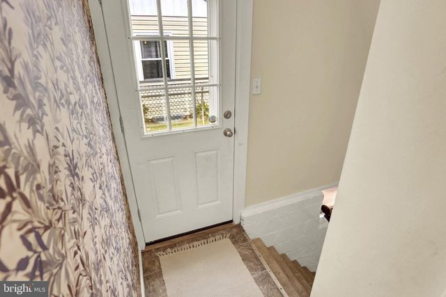 1718 SHERWOOD RD, New Cumberland, PA 17070
