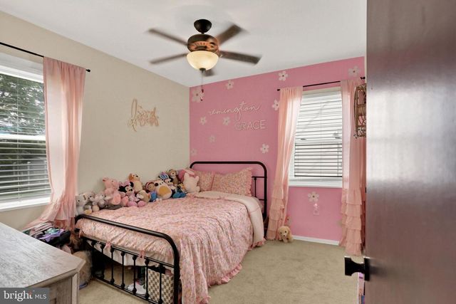 1718 SHERWOOD RD, New Cumberland, PA 17070