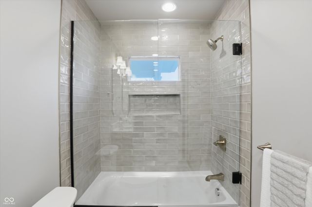 7545 W 96th Street, Zionsville, IN 46077