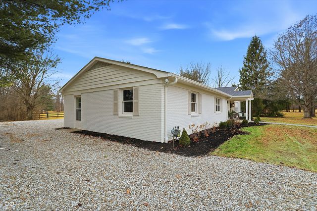 7545 W 96th Street, Zionsville, IN 46077