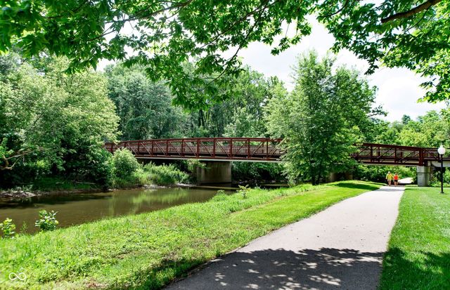 7545 W 96th Street, Zionsville, IN 46077