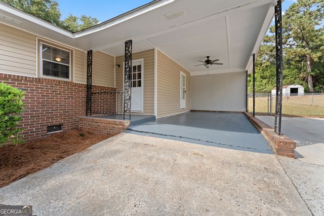 203 Bassett Street, Centerville, GA 31028