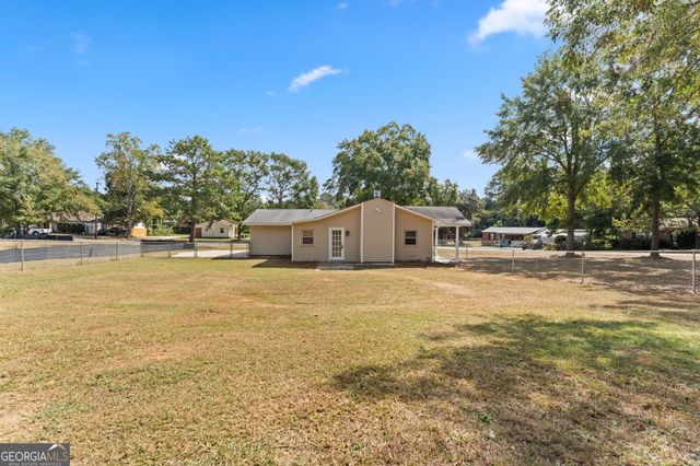 203 Bassett Street, Centerville, GA 31028