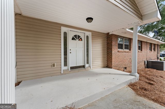 203 Bassett Street, Centerville, GA 31028