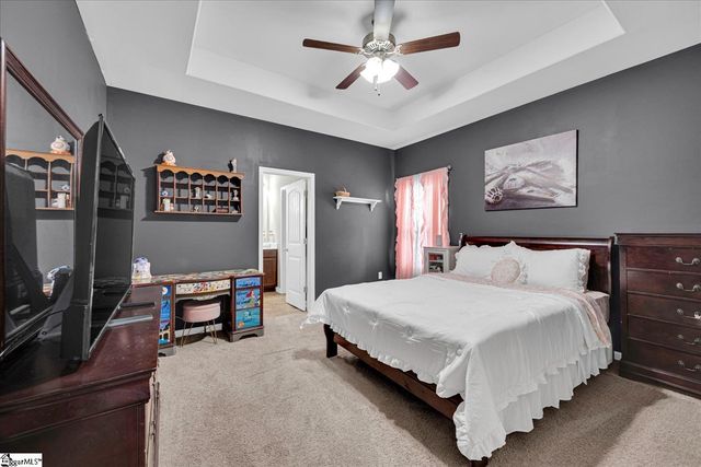 112 W 3rd Avenue, Easley, SC 29640