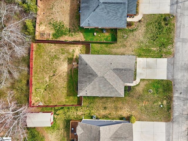 112 W 3rd Avenue, Easley, SC 29640