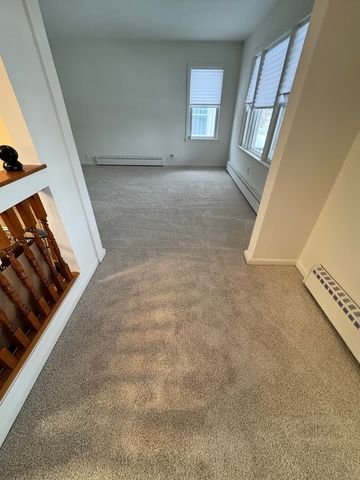 303 N Elmwood Avenue, Wood Dale, IL 60191