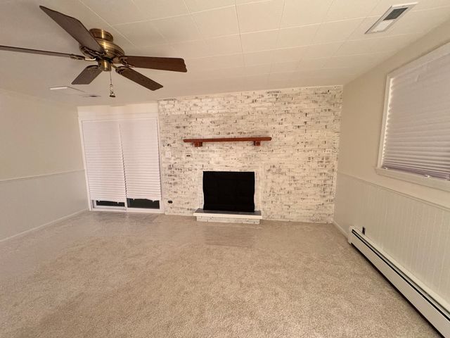 303 N Elmwood Avenue, Wood Dale, IL 60191