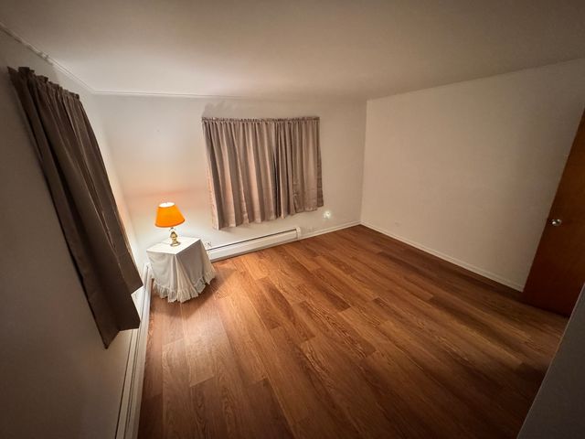 303 N Elmwood Avenue, Wood Dale, IL 60191