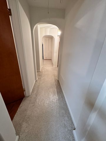 303 N Elmwood Avenue, Wood Dale, IL 60191