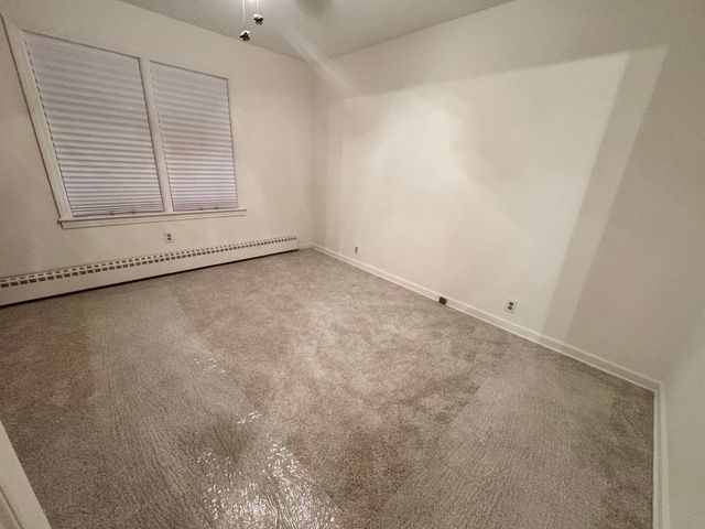 303 N Elmwood Avenue, Wood Dale, IL 60191