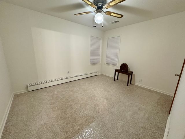 303 N Elmwood Avenue, Wood Dale, IL 60191