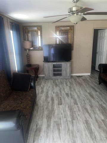 401 E JACKSON, Monticello, AR 71655