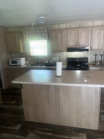 401 E JACKSON, Monticello, AR 71655