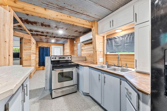 20619 Wade Road, Springdale, AR 72764