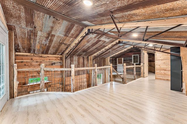 20619 Wade Road, Springdale, AR 72764