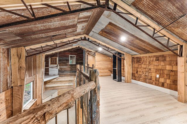 20619 Wade Road, Springdale, AR 72764