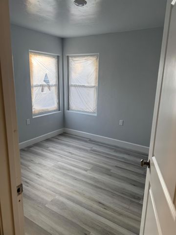 3020 E Hedges Avenue, Fresno, CA 93703