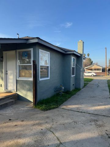 3020 E Hedges Avenue, Fresno, CA 93703