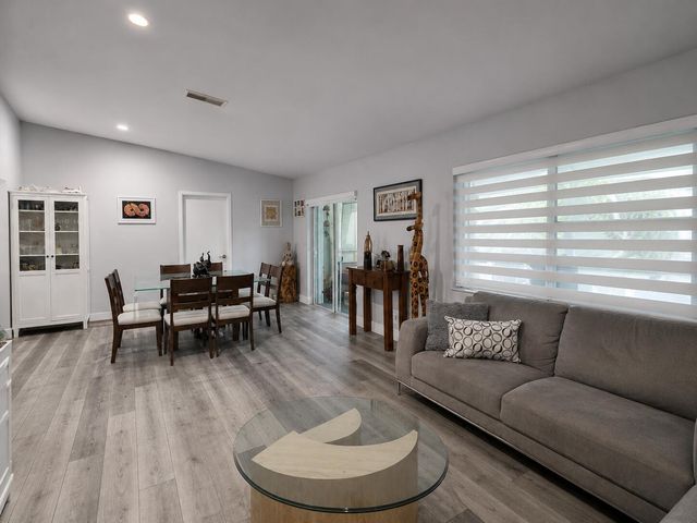3873 NW 2nd Court, Deerfield Beach, FL 33442