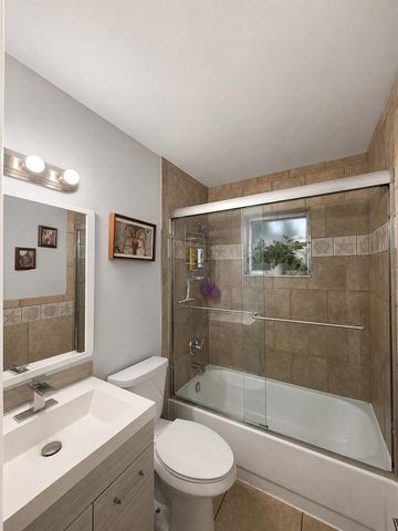 3873 NW 2nd Court, Deerfield Beach, FL 33442