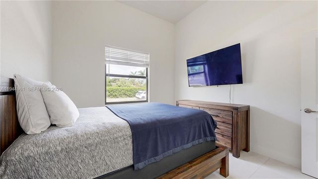 31171 SW 193rd Ave, Homestead, FL 33030