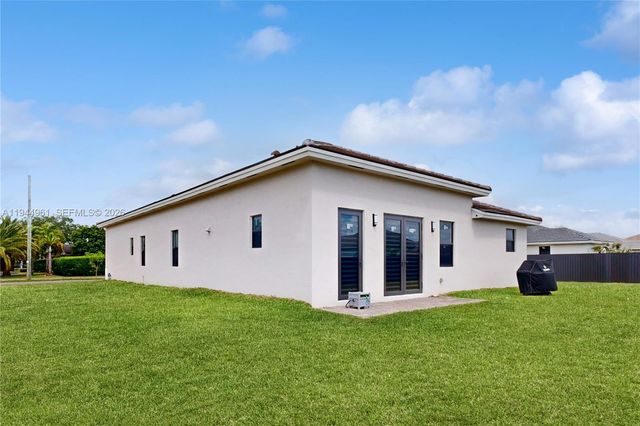 31171 SW 193rd Ave, Homestead, FL 33030