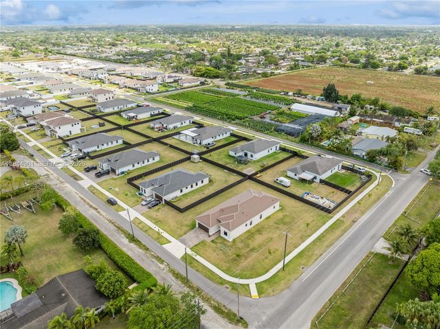 31171 SW 193rd Ave, Homestead, FL 33030