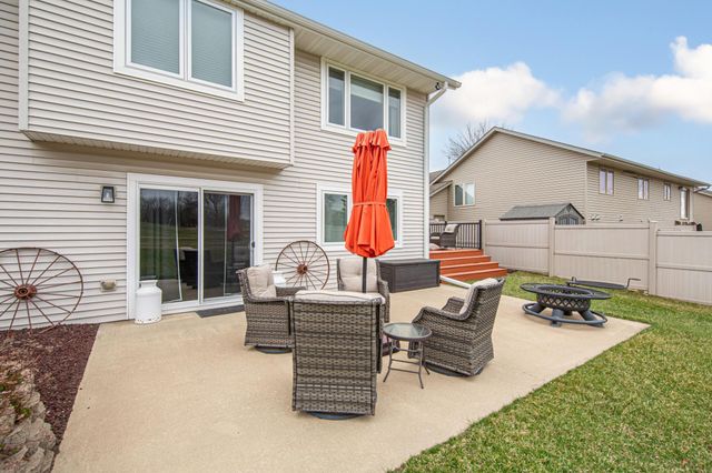 2214 Hulett Avenue, Faribault, MN 55021
