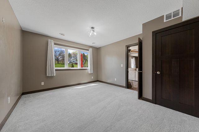 2214 Hulett Avenue, Faribault, MN 55021