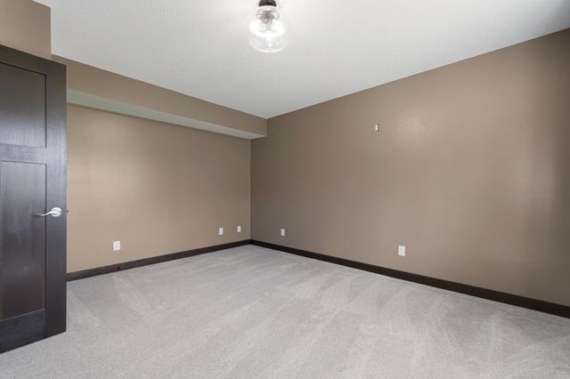 2214 Hulett Avenue, Faribault, MN 55021