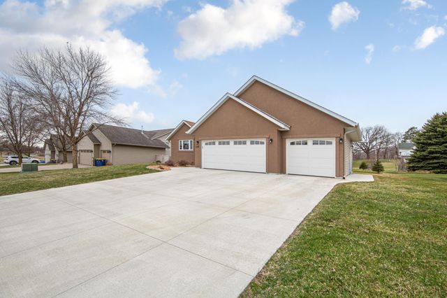 2214 Hulett Avenue, Faribault, MN 55021