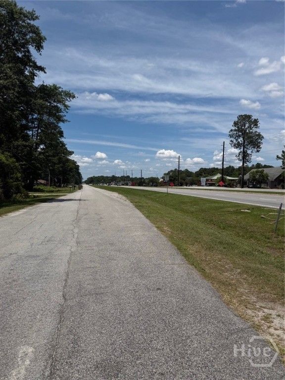 Image 2 of property listing at 5868/5864 hwy 21, Rincon, GA 31326
