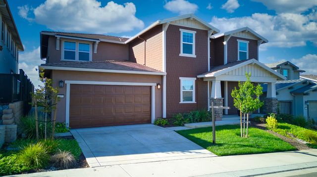 4651 Scenic Vista Dr, Folsom, CA 95630