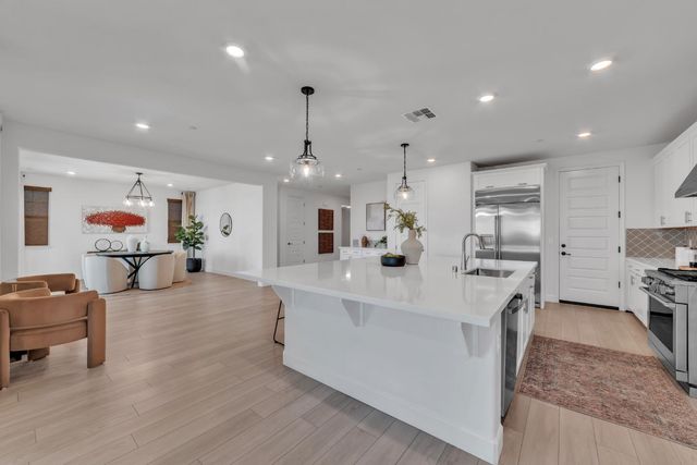 4651 Scenic Vista Dr, Folsom, CA 95630