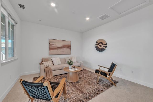 4651 Scenic Vista Dr, Folsom, CA 95630
